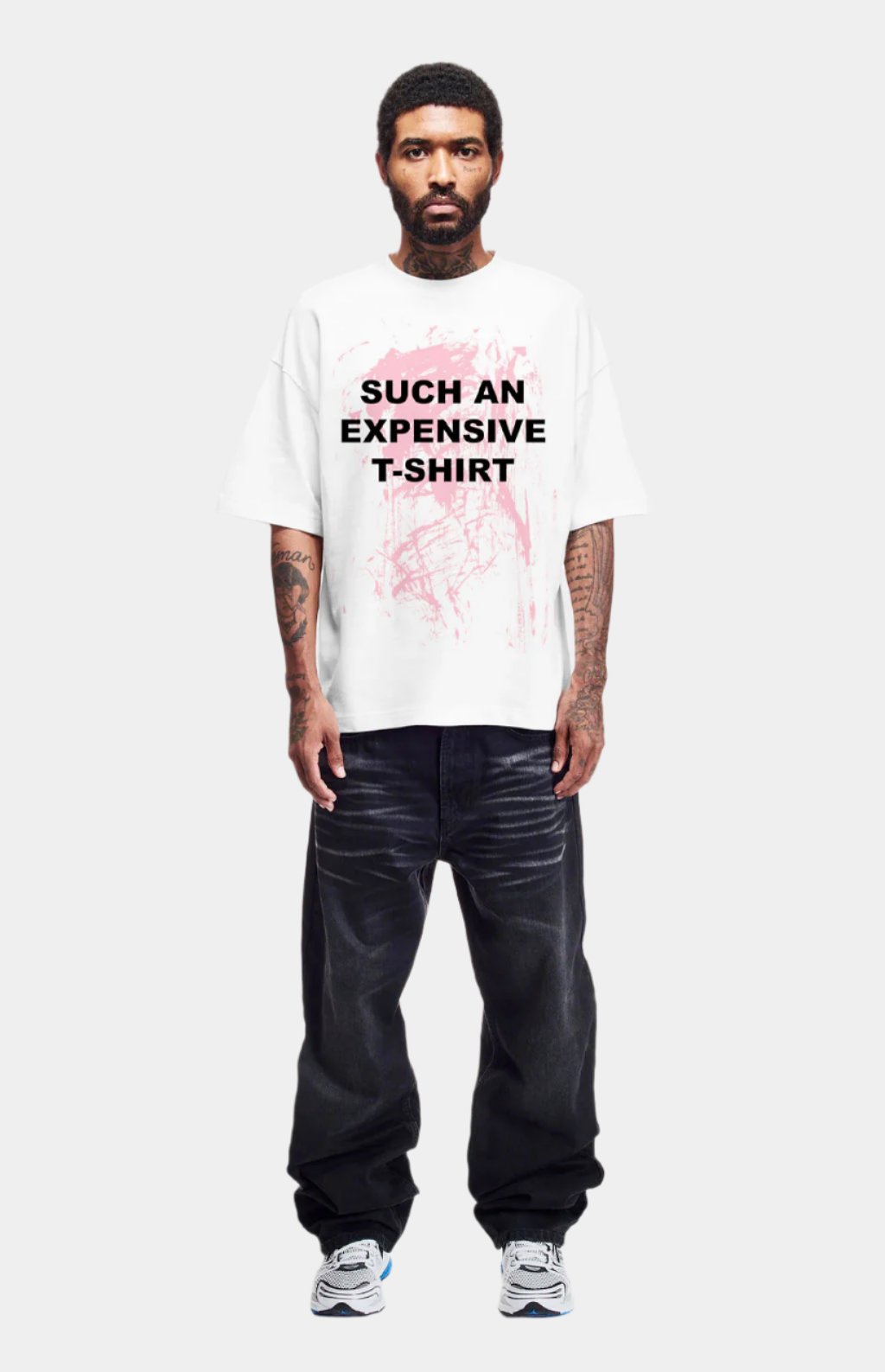 Premium Streetwear Heavy-weight T-Shirt. Expertly crafted in Portugal. Located in Dubai.